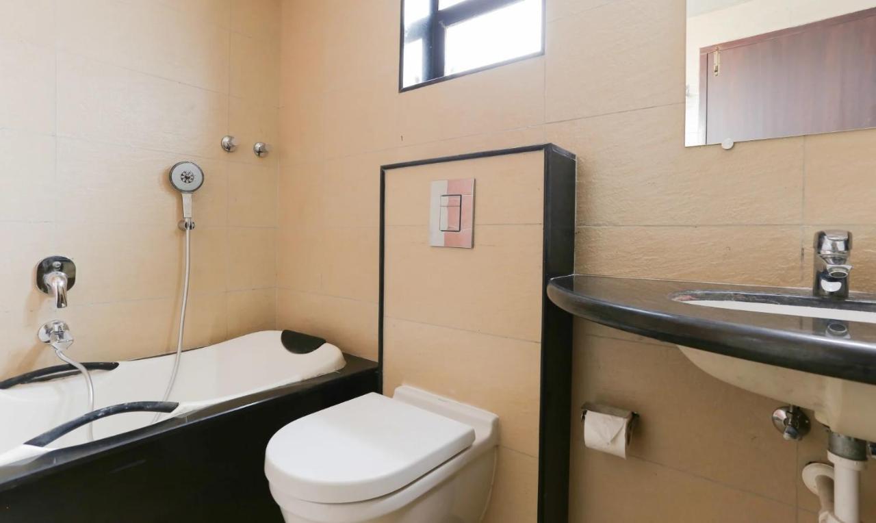 Venkys Stay Inn ウドゥピ エクステリア 写真