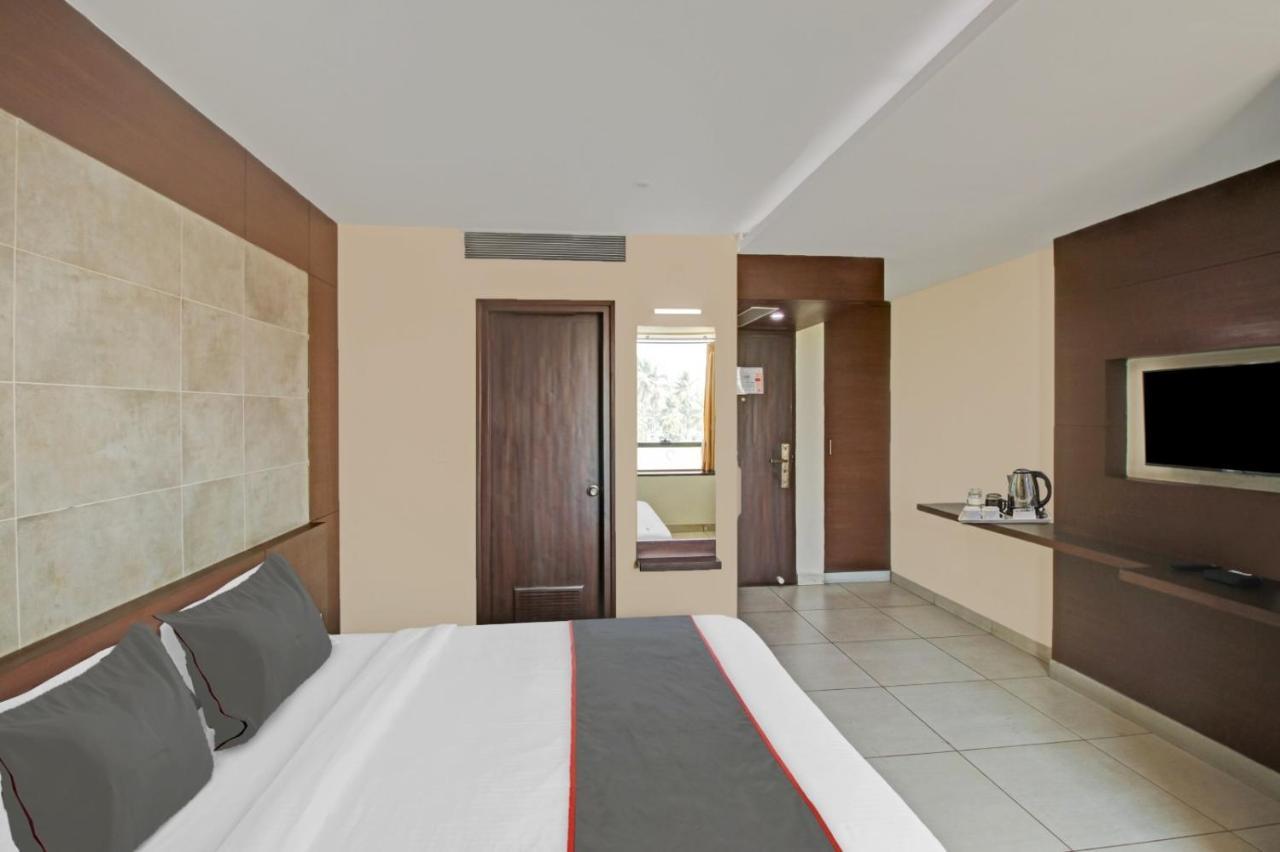 Venkys Stay Inn ウドゥピ エクステリア 写真